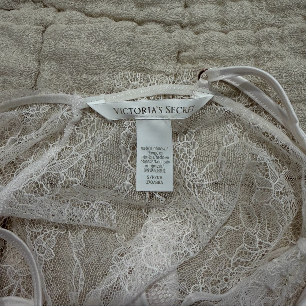 NWOT Vintage Victoria’s Secret White Silk Lace Mini Slip Lingerie - Picture 7 of 7